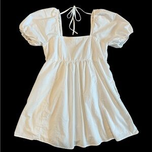 Draper James white short sleeve Dress size medium